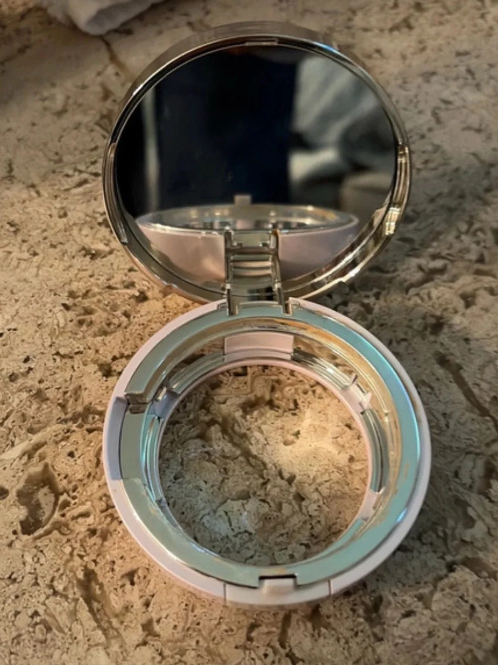Dior Dreamskin Fresh & Perfect Cushion Compact - White Top with Silver Rim